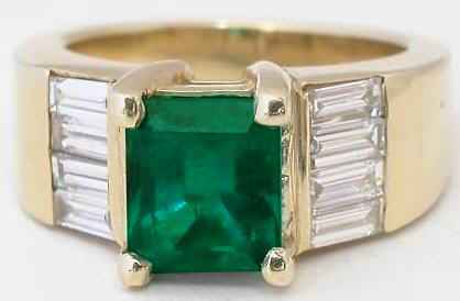 Genuine Emerald Ring in 14k yellow gold
