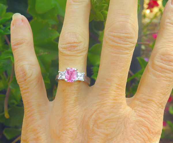 Eva Longoria's HUGE pink ring that encapsulates a joyous moment in her  career – VISIT