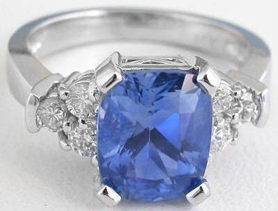 Sapphire Ring in 14k white gold